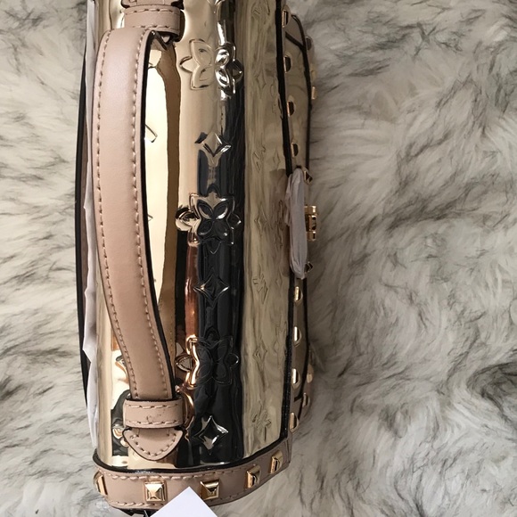 Michael Kors Purse - Picture 6 of 9